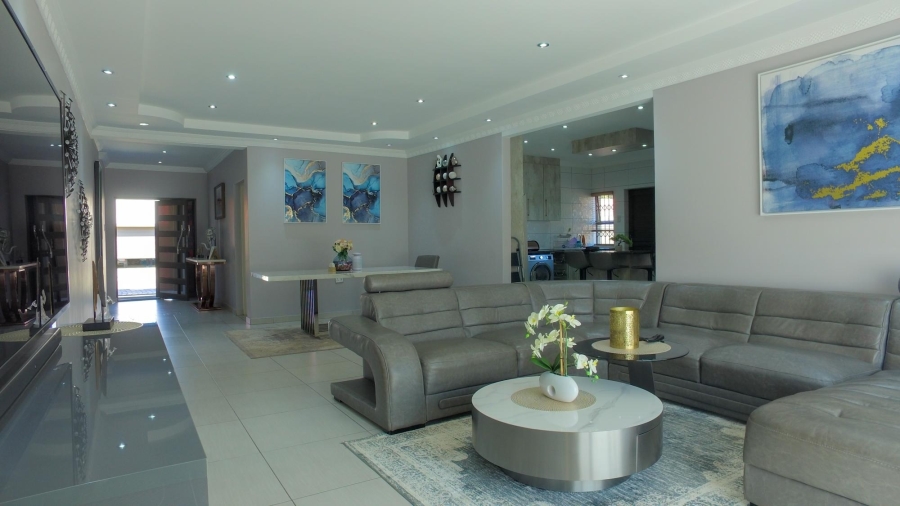 4 Bedroom Property for Sale in Waterkloof A H North West